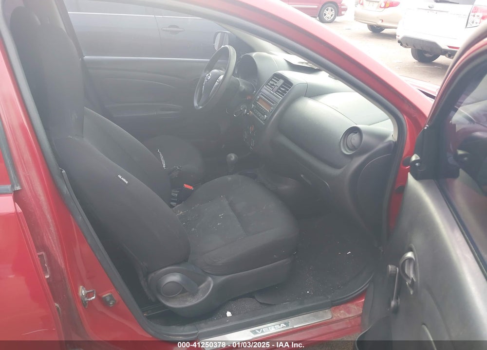 2015 NISSAN VERSA 1.6 S+ VIN: 3N1CN7AP8FL895044