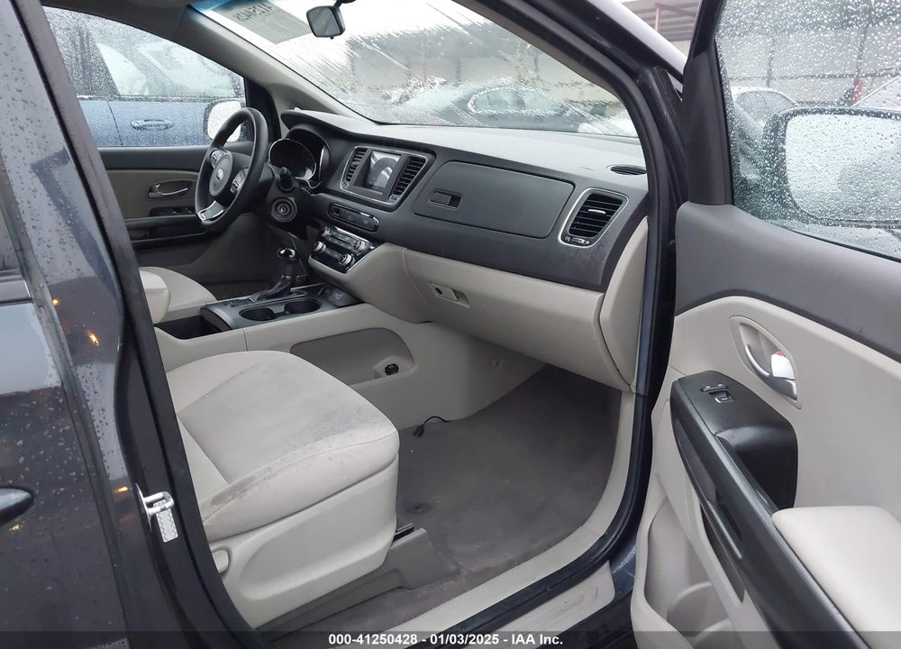 2016 KIA SEDONA LX VIN: KNDMB5C19G6128029