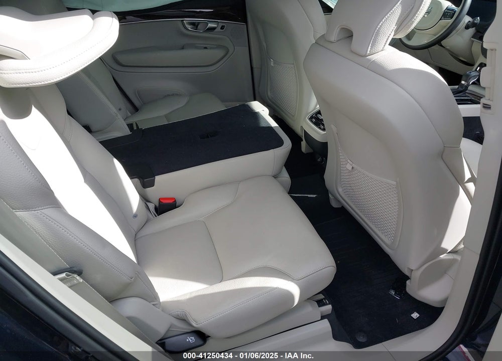 2019 VOLVO XC90 T5 MOMENTUM VIN: YV4102CK8K1499198