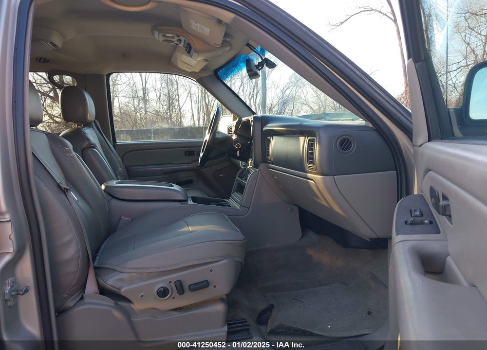 2006 GMC YUKON XL 1500 SLT VIN: 3GKFK16Z06G207450