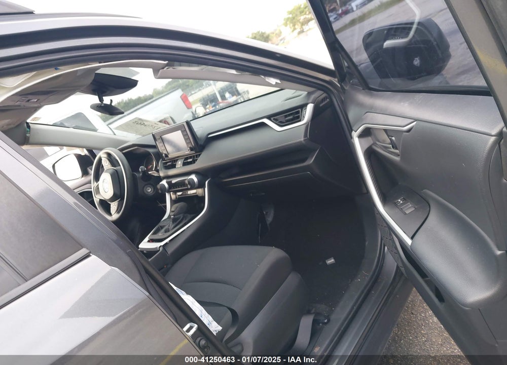 2021 TOYOTA RAV4 LE VIN: 2T3H1RFV6MC152925