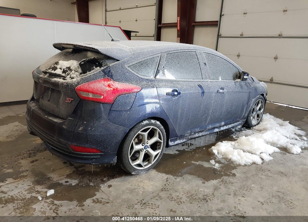 2017 FORD FOCUS ST VIN: 1FADP3L97HL307156