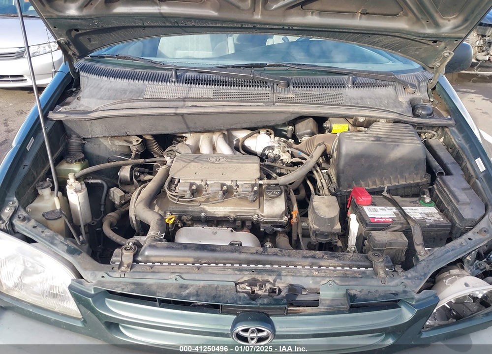 2000 TOYOTA SIENNA CE VIN: 4T3ZF19C6YU220808