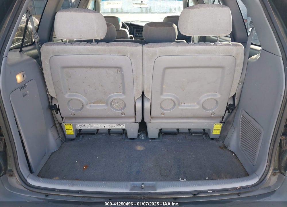 2000 TOYOTA SIENNA CE VIN: 4T3ZF19C6YU220808