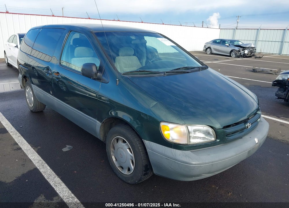 2000 TOYOTA SIENNA CE VIN: 4T3ZF19C6YU220808