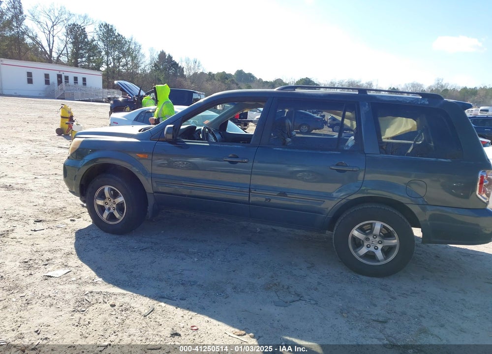 2006 HONDA PILOT EX-L VIN: 5FNYF28526B012271