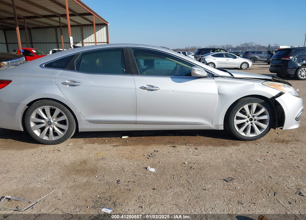 2016 HYUNDAI AZERA VIN: KMHFH4JG9GA525810