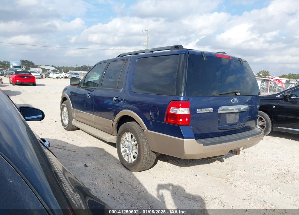 2011 FORD EXPEDITION XLT VIN: 1FMJU1J55BEF46240