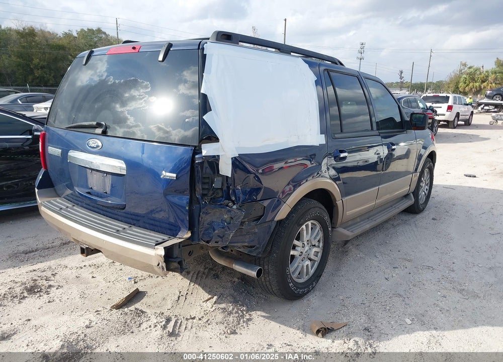 2011 FORD EXPEDITION XLT VIN: 1FMJU1J55BEF46240