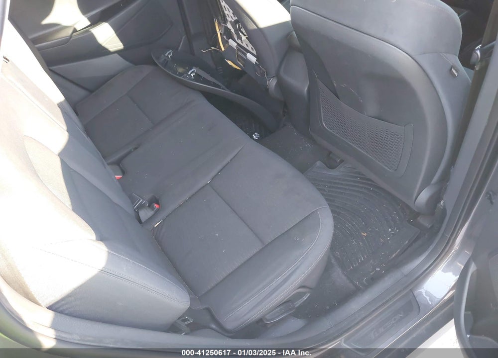 2021 HYUNDAI TUCSON VIN: KM8J33A47MU363663