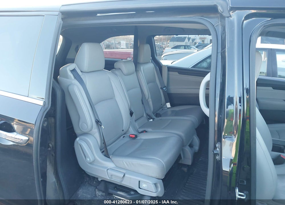 2018 HONDA ODYSSEY ELITE VIN: 5FNRL6H90JB013581