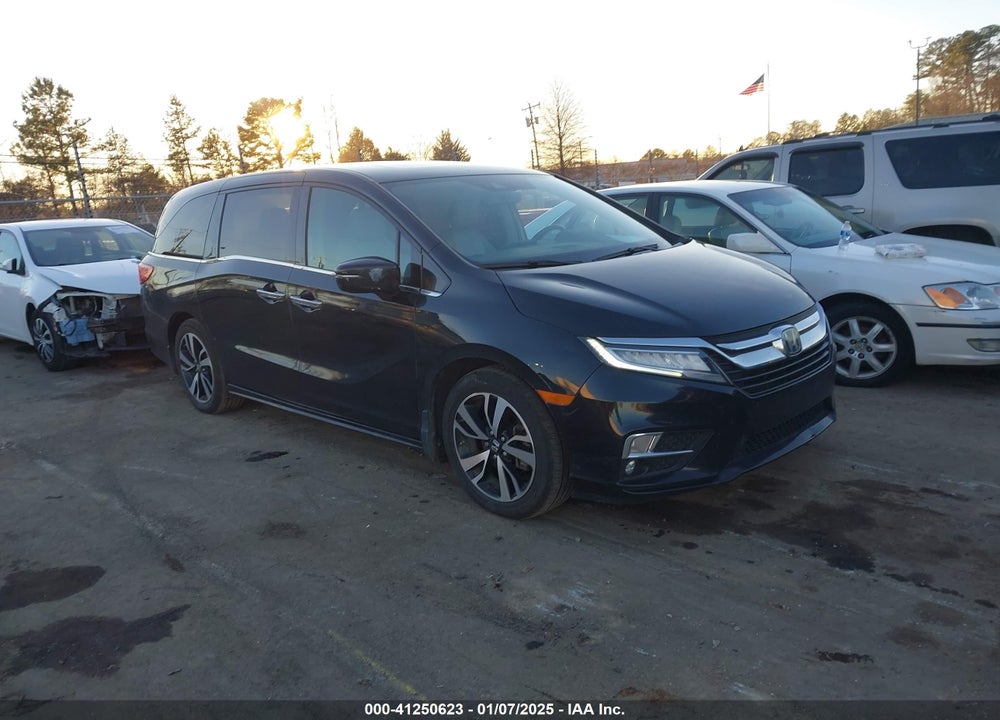 2018 HONDA ODYSSEY ELITE VIN: 5FNRL6H90JB013581