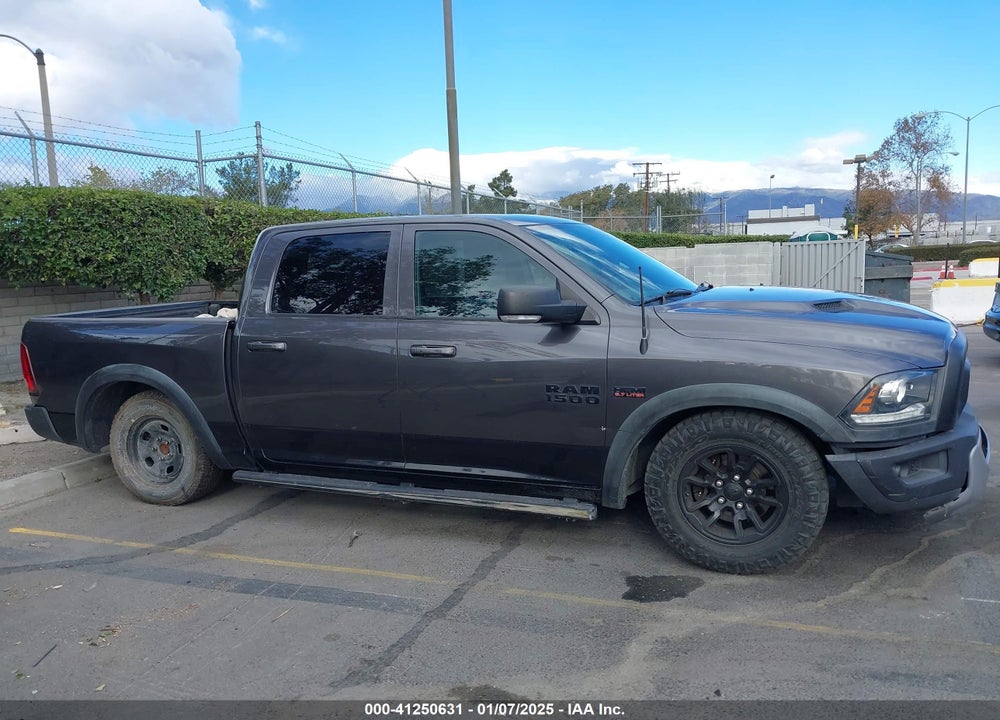 2016 RAM 1500 VIN: 1C6RR7YT4GS328340