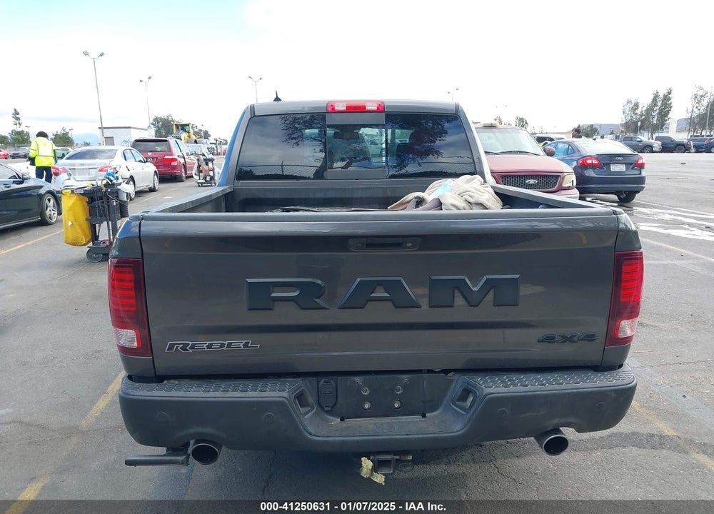 2016 RAM 1500 VIN: 1C6RR7YT4GS328340
