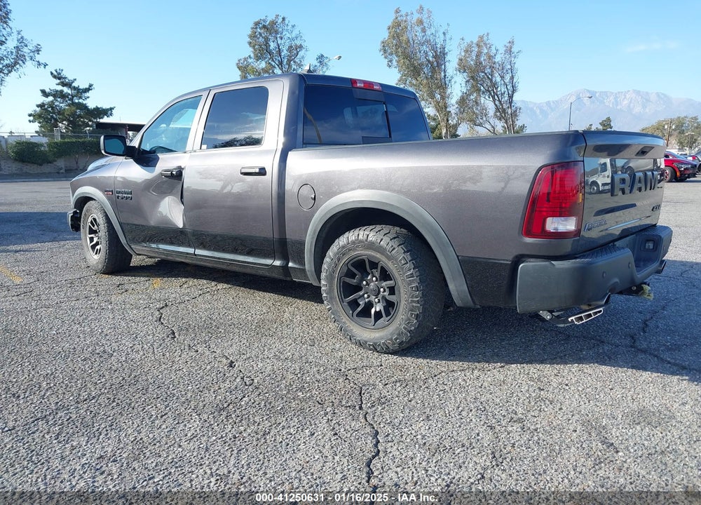 2016 RAM 1500 VIN: 1C6RR7YT4GS328340