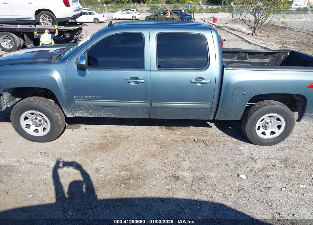 2011 CHEVROLET SILVERADO 1500 LTZ VIN: 3GCPKTE32BG255986