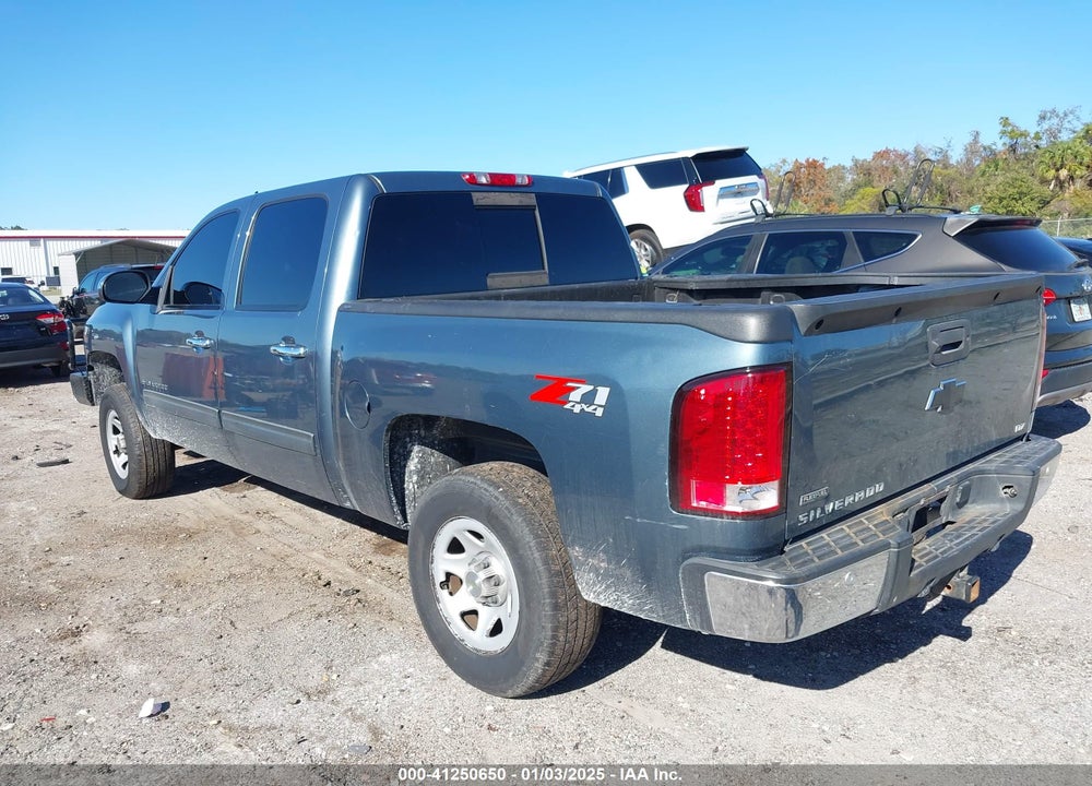 2011 CHEVROLET SILVERADO 1500 LTZ VIN: 3GCPKTE32BG255986
