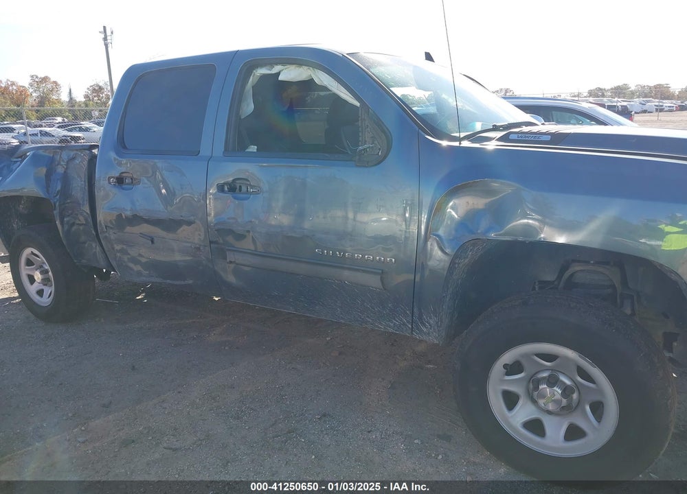 2011 CHEVROLET SILVERADO 1500 LTZ VIN: 3GCPKTE32BG255986