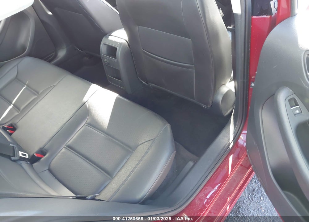 2017 VOLKSWAGEN JETTA 1.8T SEL/1.8T SEL PREMIUM VIN: 3VWL17AJXHM368590