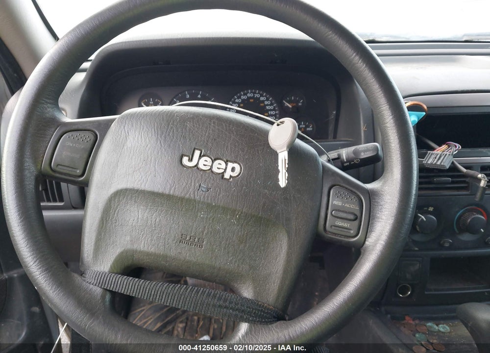 2004 JEEP GRAND CHEROKEE LAREDO VIN: 1J4GW48S14C377316