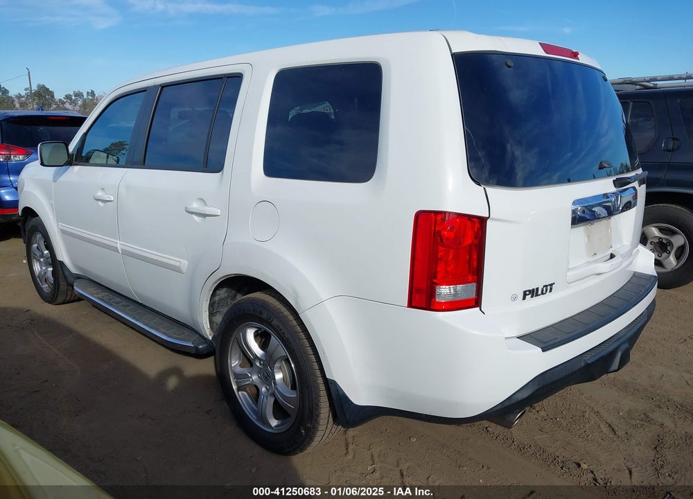 2012 HONDA PILOT EX-L VIN: 5FNYF3H56CB033304