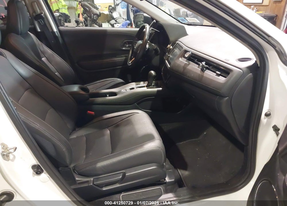 2019 HONDA HR-V EX-L VIN: 3CZRU6H72KM716506