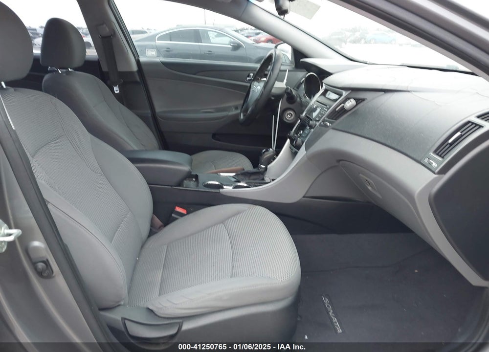2012 HYUNDAI SONATA GLS VIN: 5NPEB4AC2CH411830