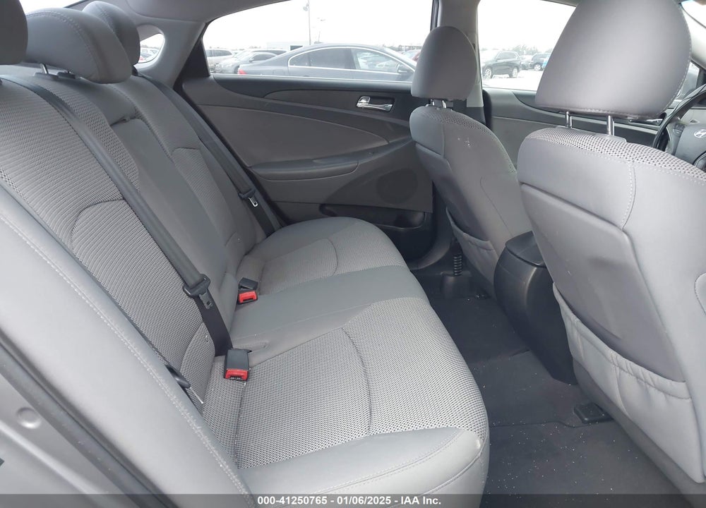 2012 HYUNDAI SONATA GLS VIN: 5NPEB4AC2CH411830