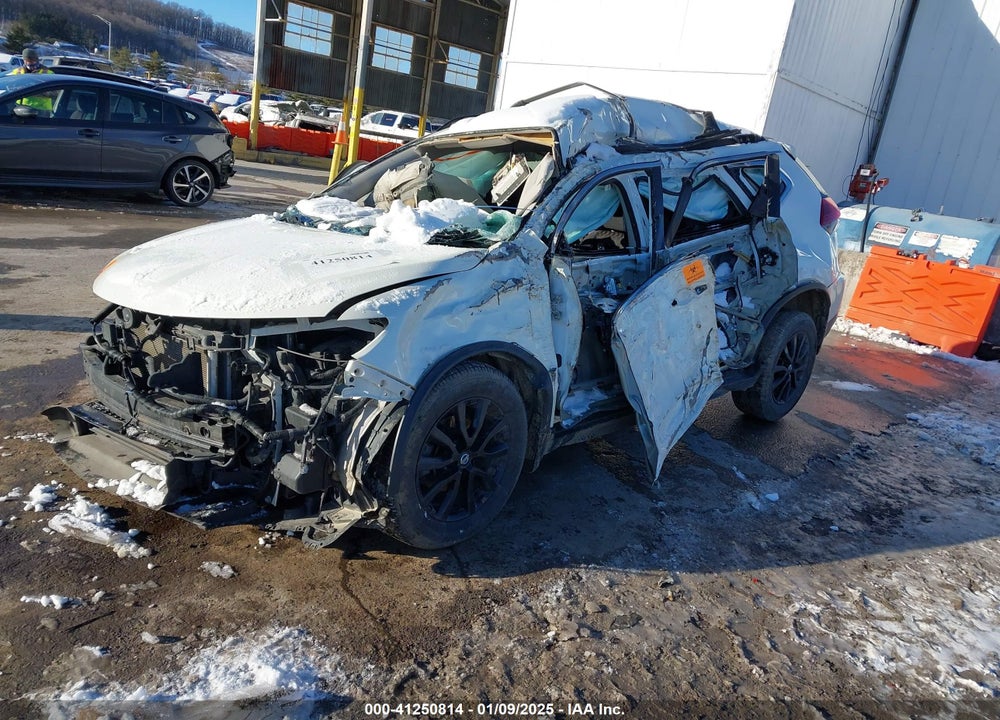 2018 NISSAN ROGUE SV VIN: 5N1AT2MV5JC754567