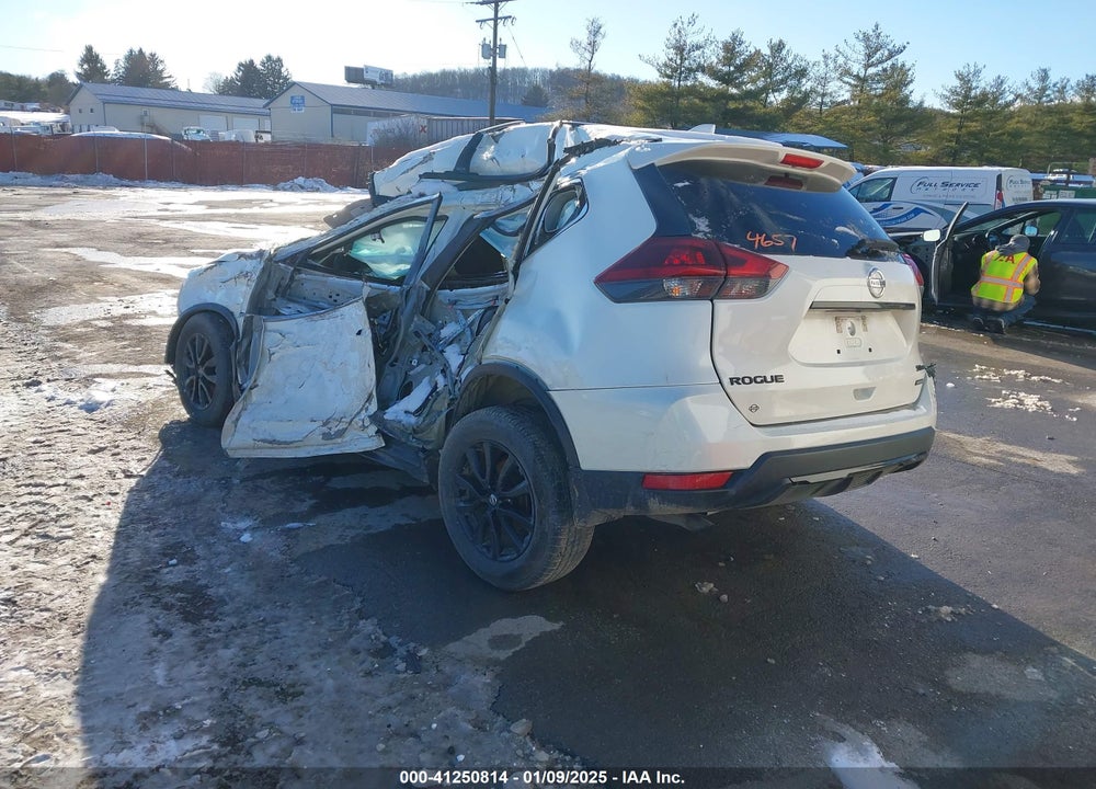 2018 NISSAN ROGUE SV VIN: 5N1AT2MV5JC754567