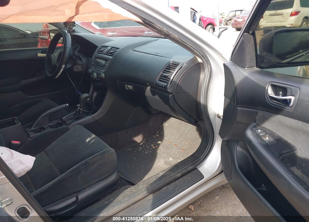 2006 HONDA ACCORD 2.4 SE VIN: 1HGCM56396A130590