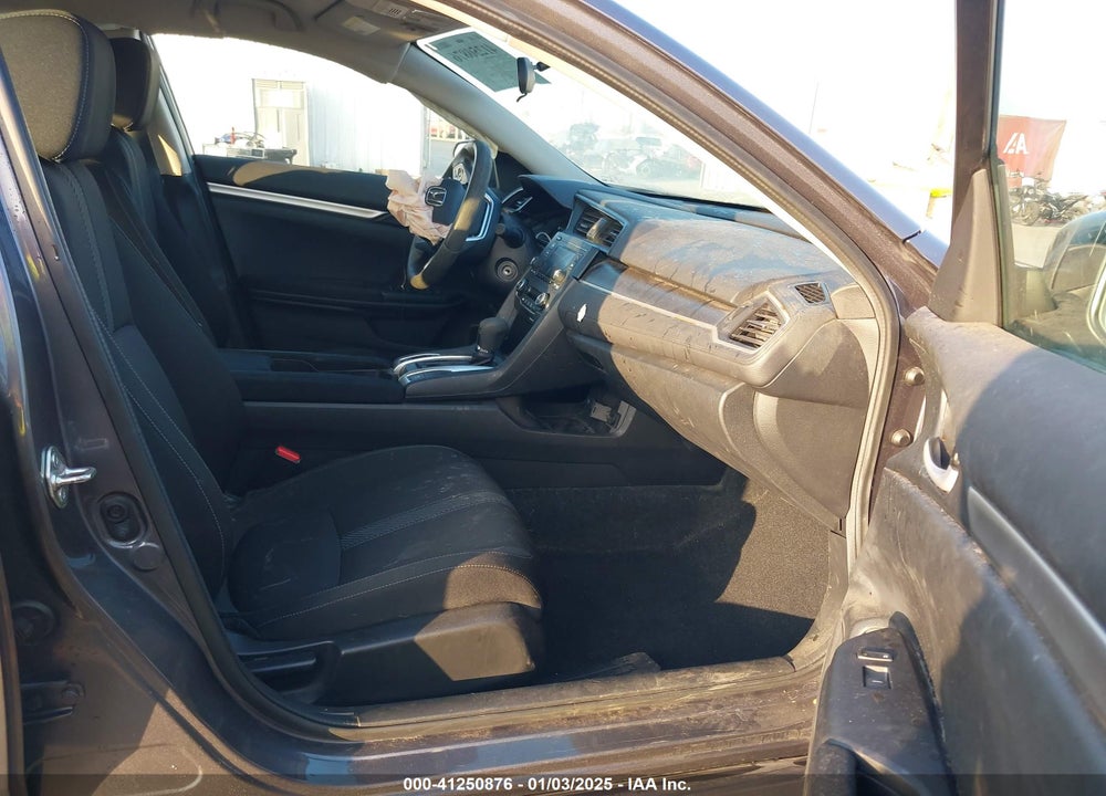 2018 HONDA CIVIC VIN: 2HGFC2F57JH502843