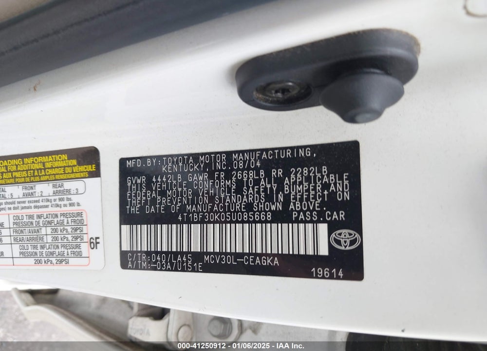2005 TOYOTA CAMRY XLE V6 VIN: 4T1BF30K05U085668