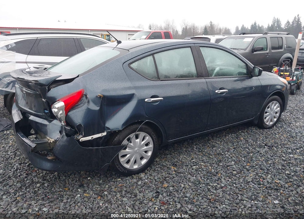 2015 NISSAN VERSA 1.6 SV VIN: 3N1CN7AP0FL895300