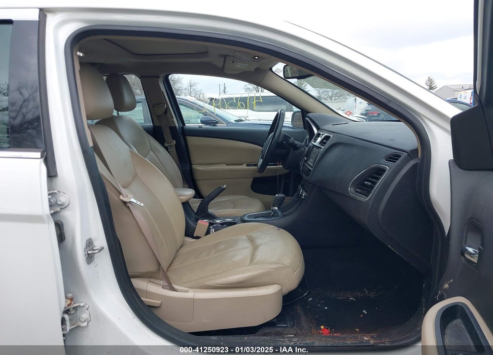 2012 CHRYSLER 200 LIMITED VIN: 1C3CCBCG4CN308583