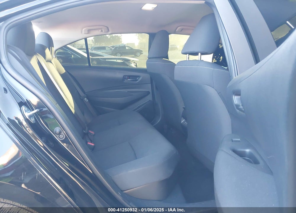 2024 TOYOTA COROLLA VIN: JTDBCMFE2RJ020199