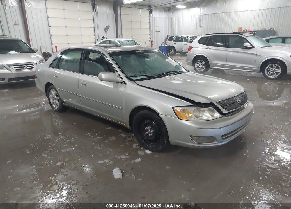 2000 TOYOTA AVALON XLS VIN: 4T1BF28B5YU024335