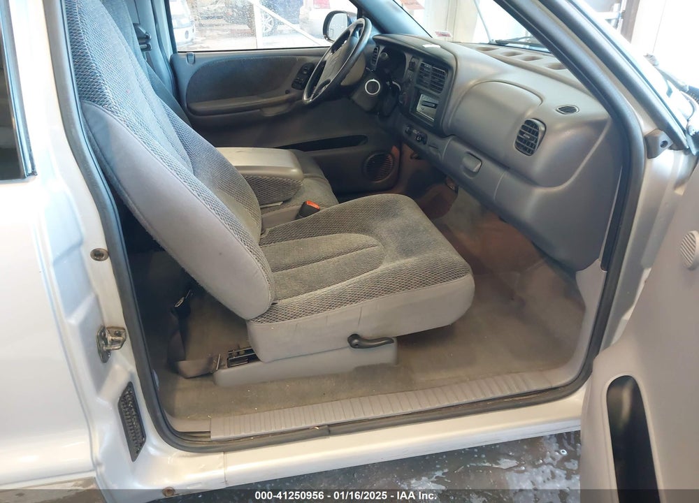 1998 DODGE DAKOTA SLT/SPORT VIN: 1B7GL22YXWS762222