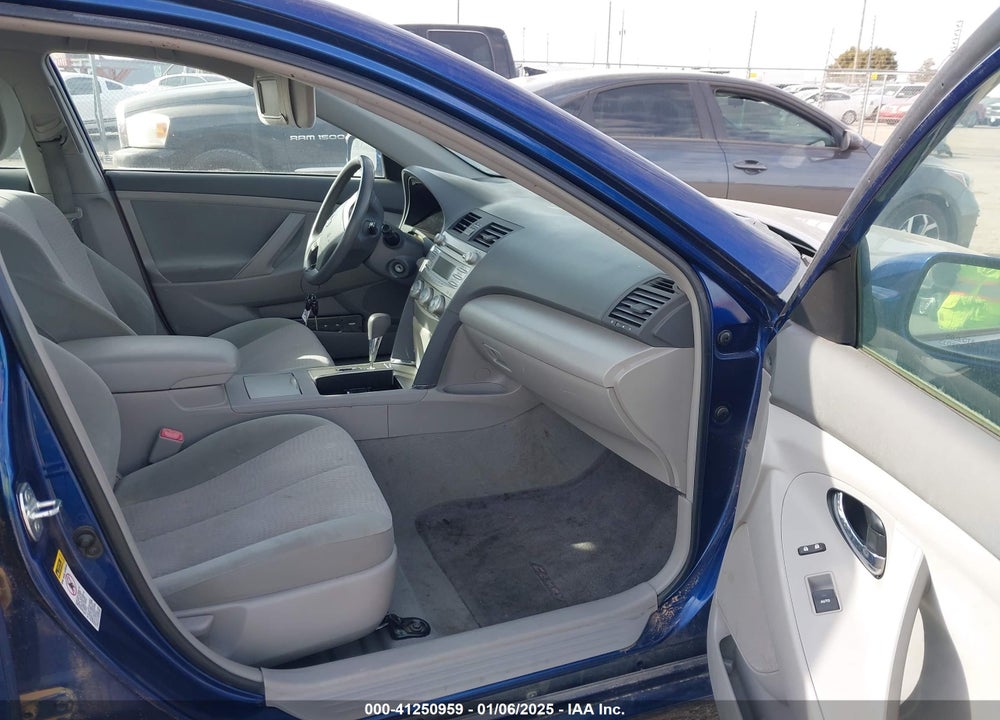 2011 TOYOTA CAMRY LE VIN: 4T1BF3EK3BU676551