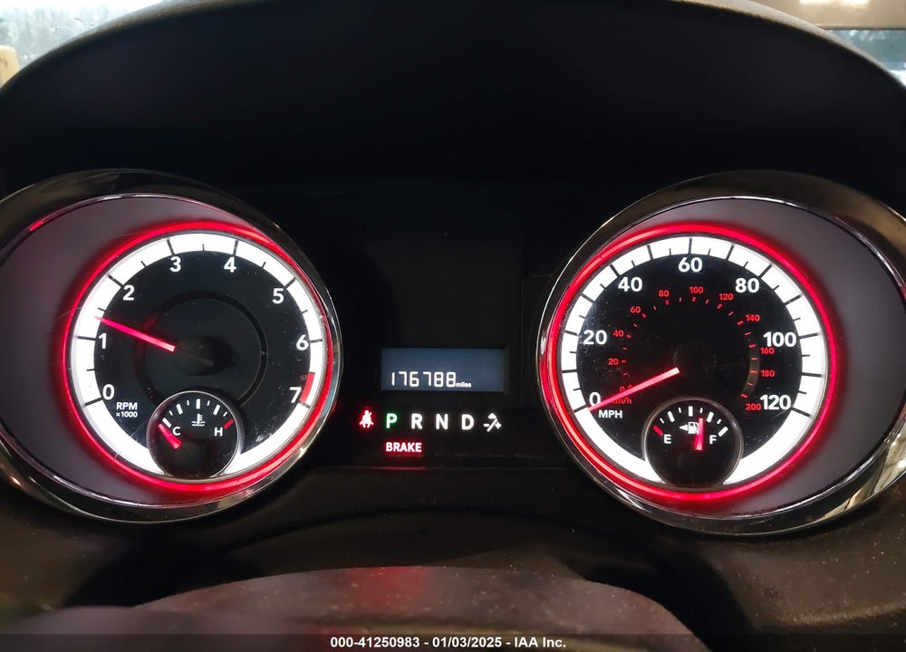 2012 DODGE GRAND CARAVAN SXT VIN: 2C4RDGCG2CR211966