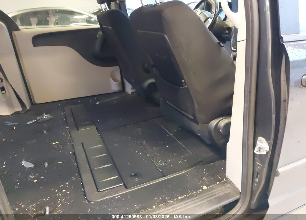 2012 DODGE GRAND CARAVAN SXT VIN: 2C4RDGCG2CR211966