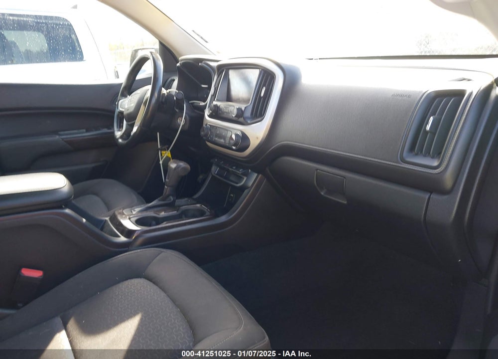 2017 GMC CANYON SLE VIN: 1GTG5CEN4H1155582