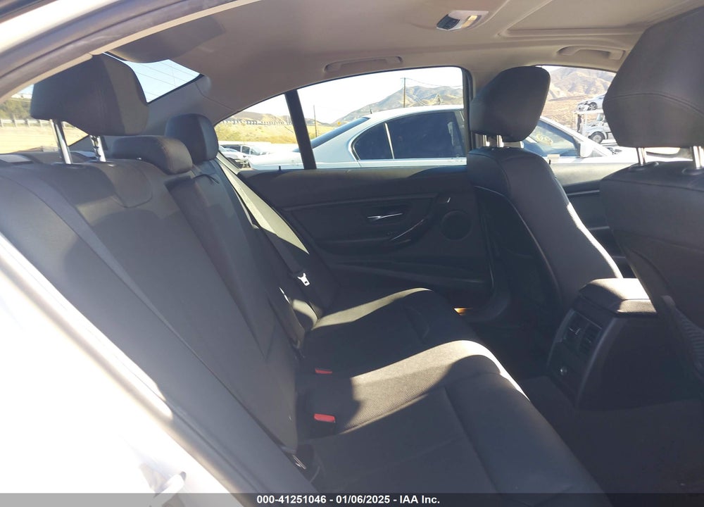 2018 BMW 320I VIN: WBA8E1G52JNU93645