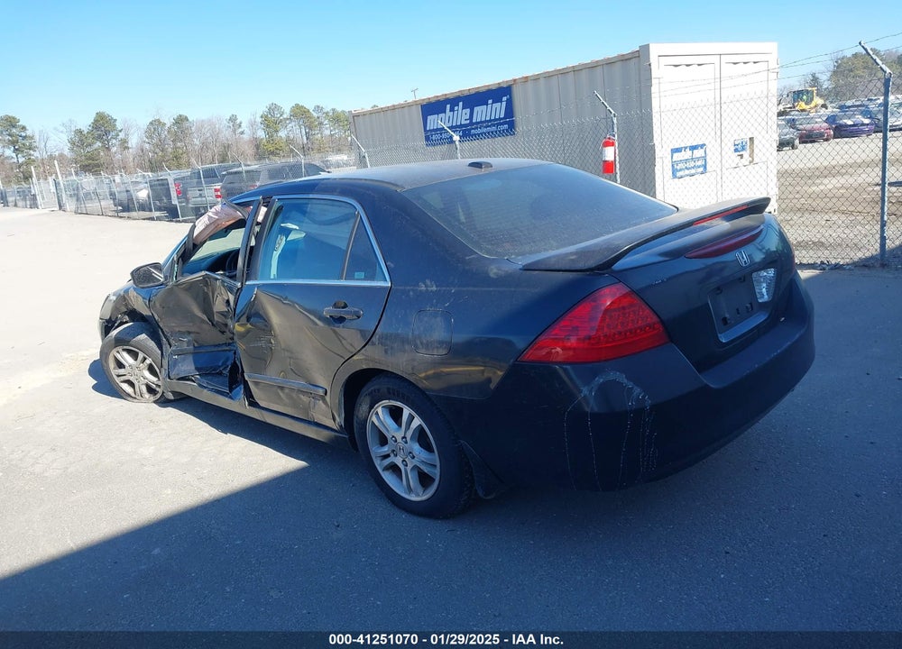 2007 HONDA ACCORD 2.4 EX VIN: 1HGCM56827A028643