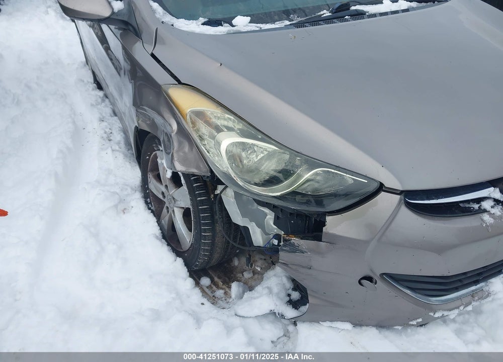 2012 HYUNDAI ELANTRA VIN: 5NPDH4AEXCH142066