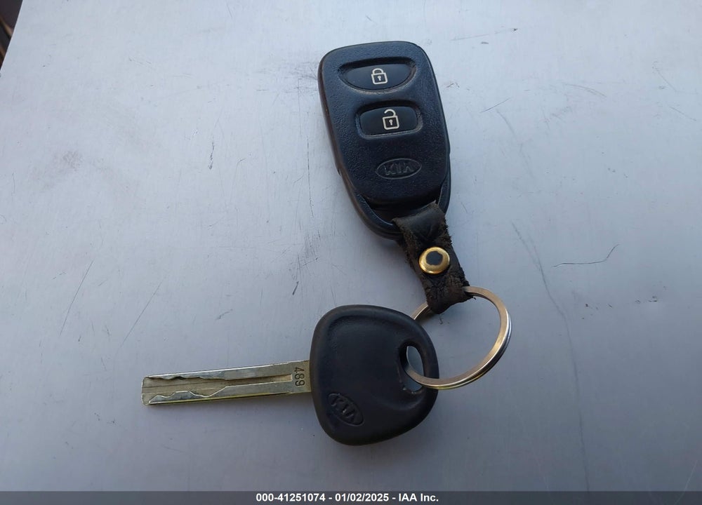 2012 KIA SORENTO LX VIN: 5XYKT3A6XCG254351