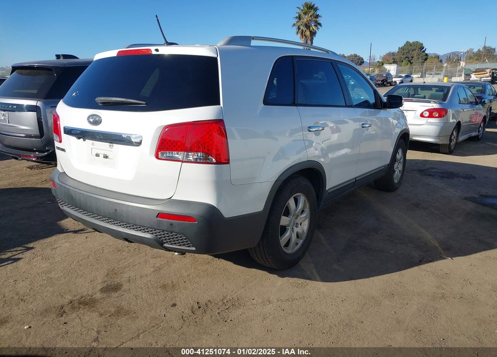 2012 KIA SORENTO LX VIN: 5XYKT3A6XCG254351
