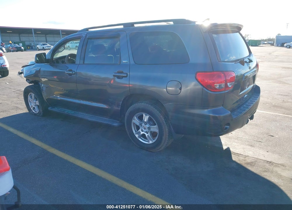 2011 TOYOTA SEQUOIA SR5 5.7L V8 VIN: 5TDBY5G16BS046557