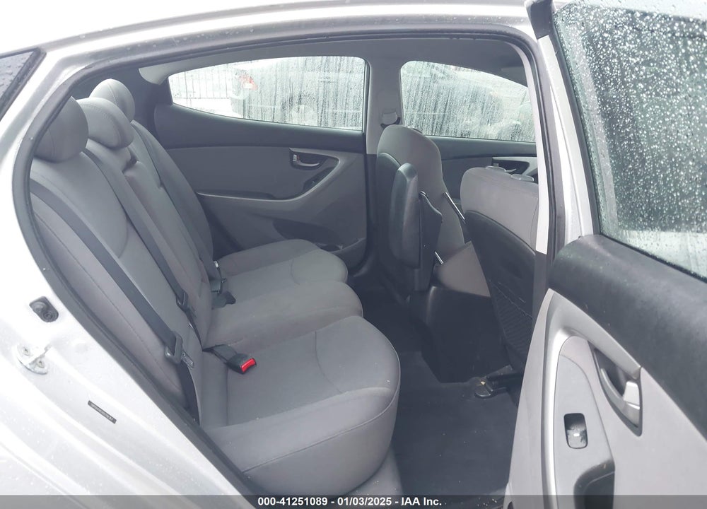 2016 HYUNDAI ELANTRA VIN: 5NPDH4AEXGH706367
