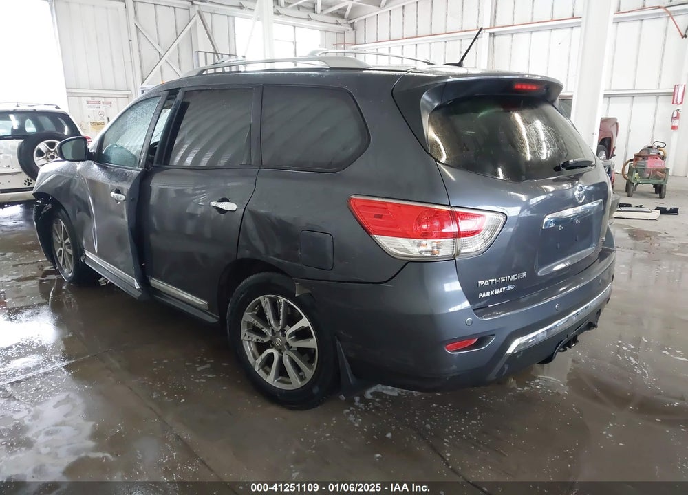 2013 NISSAN PATHFINDER VIN: 5N1AR2MN1DC647521